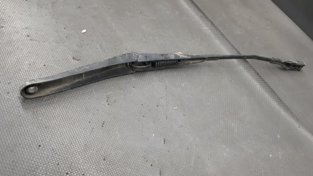 51761280 Ramie Wycieraczki Przod Lewy FIAT STILO
