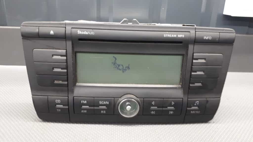 1Z0035161C Radio skoda octavia 2004-2007