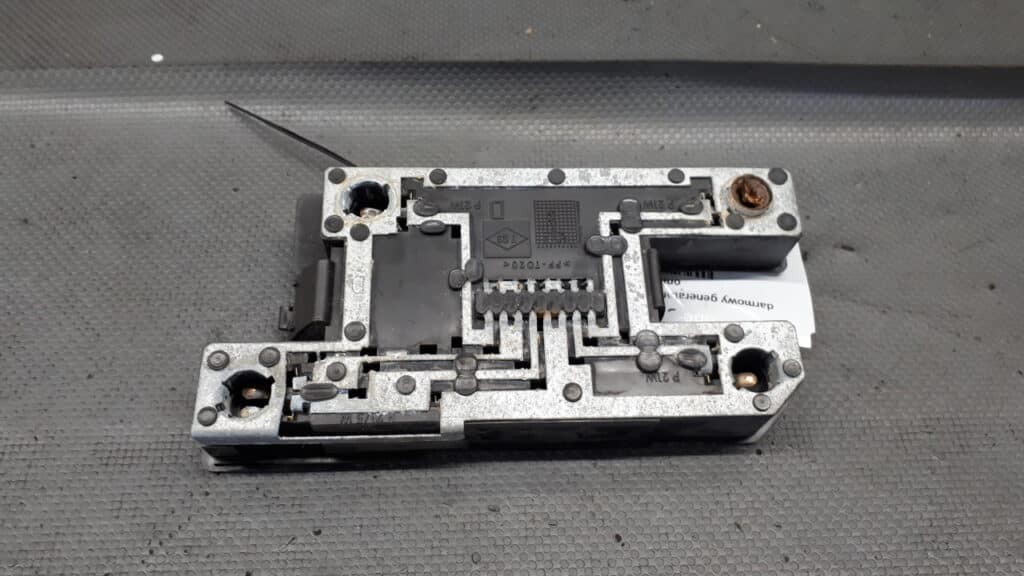 wkład lampy prawy Clio I Lift