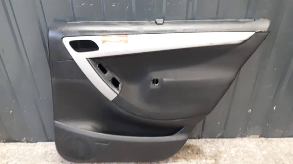 96599555ZD Boczek drzwi prawy tył CITROEN C4 PICASSO
