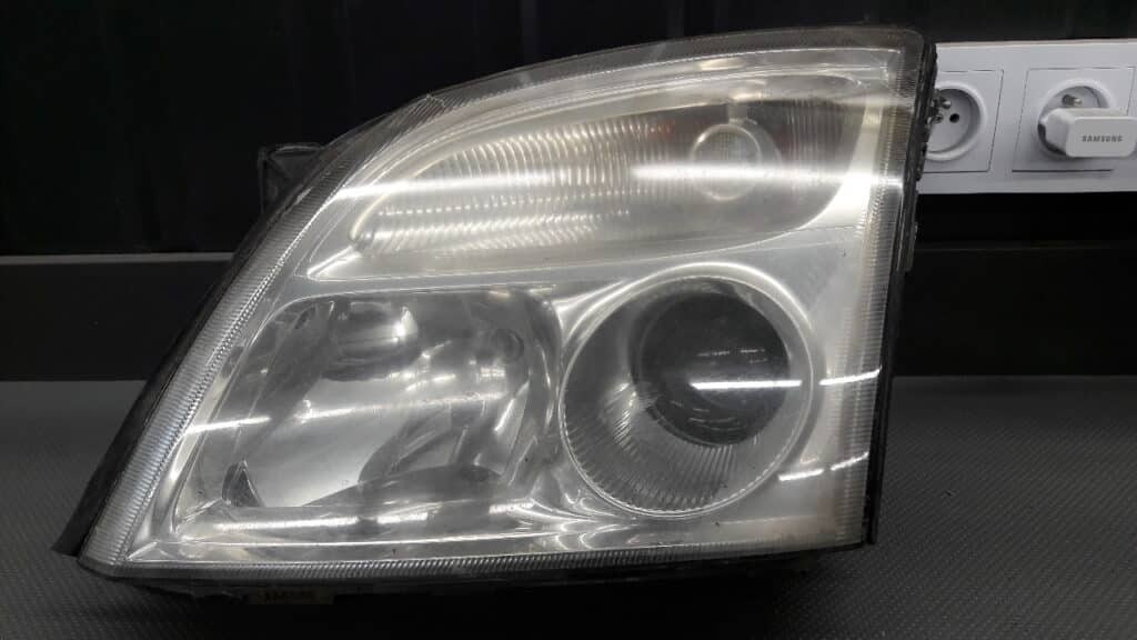 Reflektor lewy opel vectra C 02r Hella