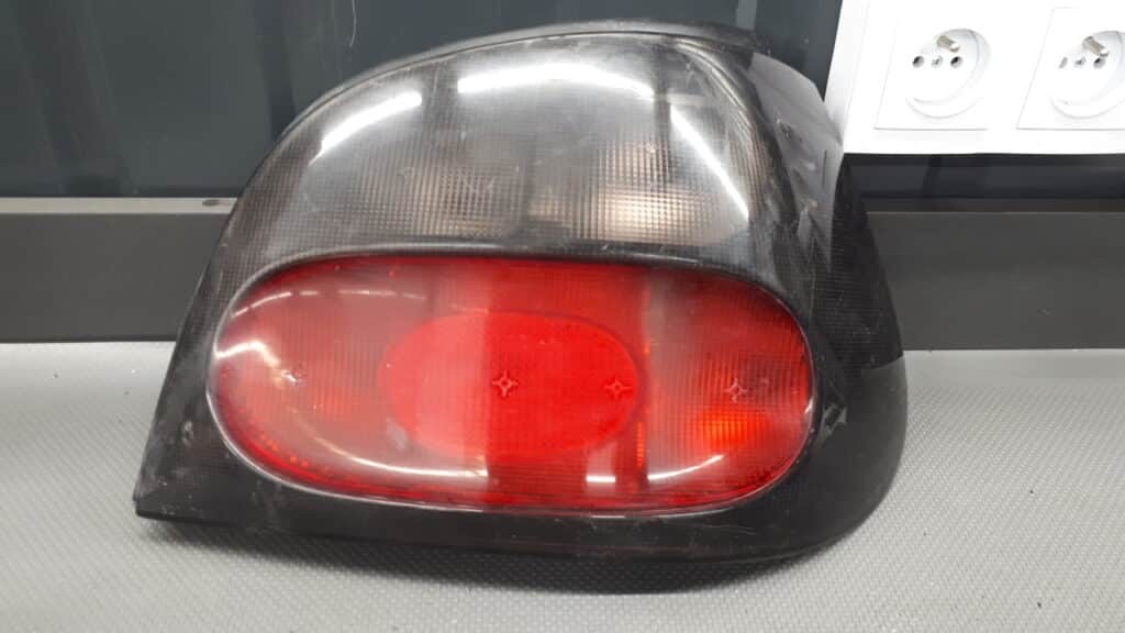 lampa prawy tyl Megane I 98r