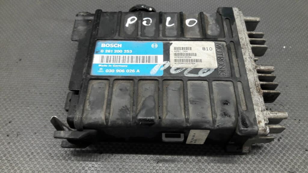 030906026A komputer silnika VW POLO 6N 0261200253
