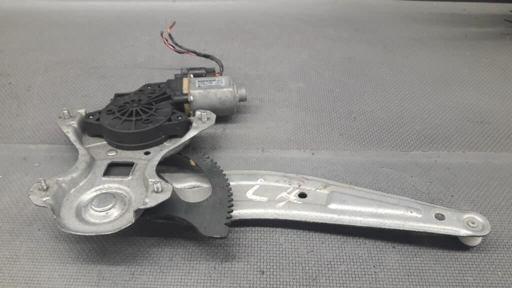 834501Y000 mechanizm szyby lewy tyl Kia Picanto I 12r
