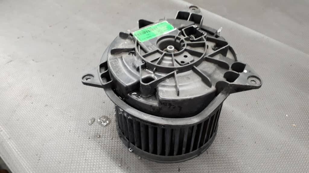1S7H-18456-AD dmuchawa nawiewu ford focus 03r