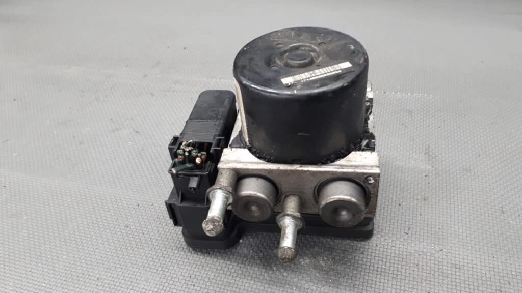 P04721522AC Pompa ABS Chrysler Voyager RG 2.5 CRD