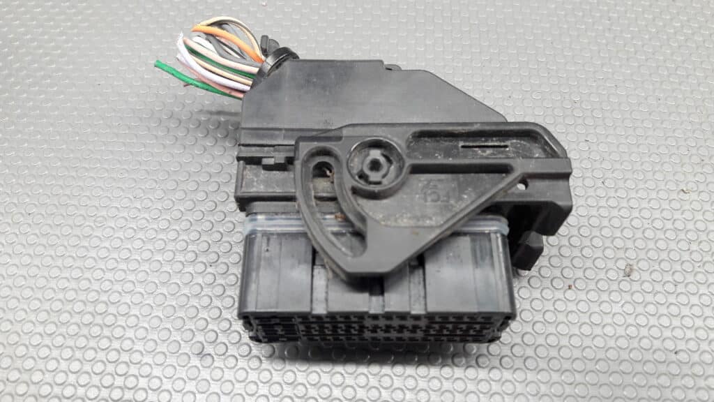 237101495R Wtyczka komputera RENAULT MEGANE I 1.6