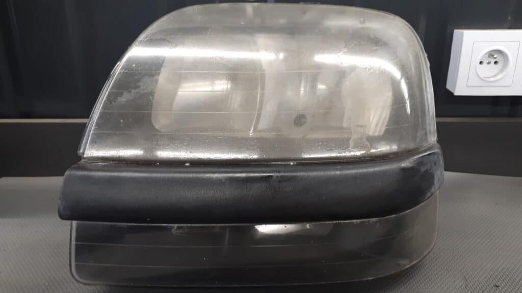 40550748 Reflektor lewy FIAT DOBLO 02R CARELLO
