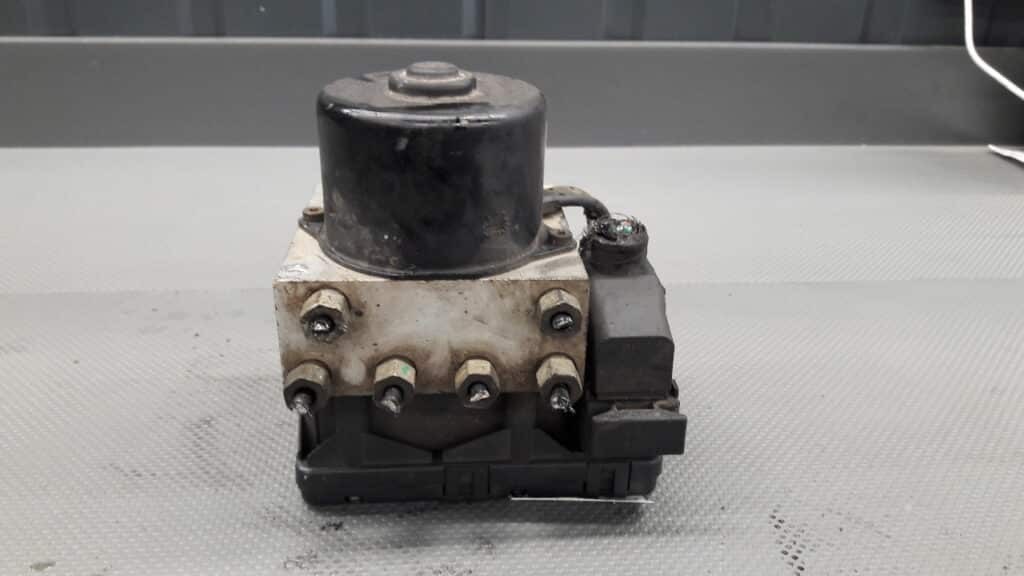 04686702AA pompa ABS Chrysler Vayager IV