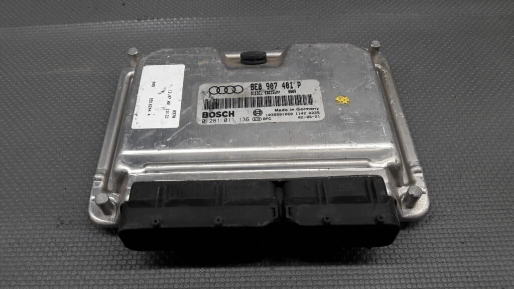 0281011136 Sterownik Silnika Audi A6C5 2,5 TDI