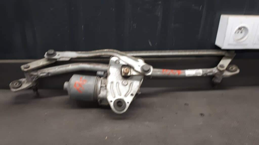 3397020928 mechanizm wycieraczek audi a6 c6