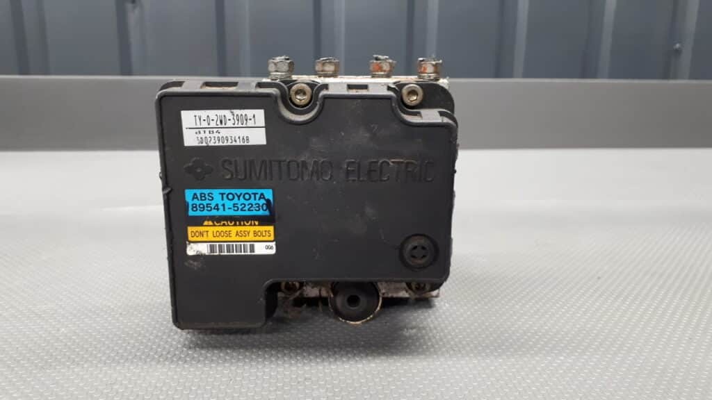 89541-52230 Pompa abs Toyota Yaris 1.4
