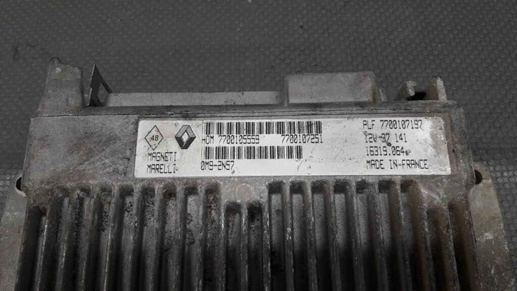 7700107197 Sterownik Silnika Renault 1,2