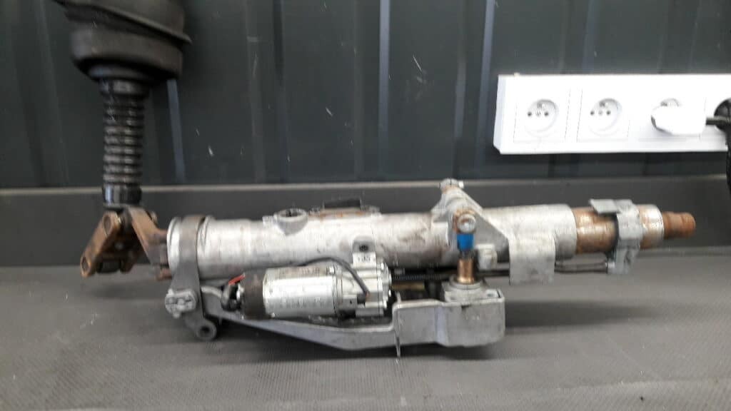 A2204620220G kolumna kierownicza Mercedes W220