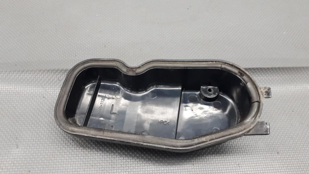 30-441-1139L klapka reflektora Mercedes W202