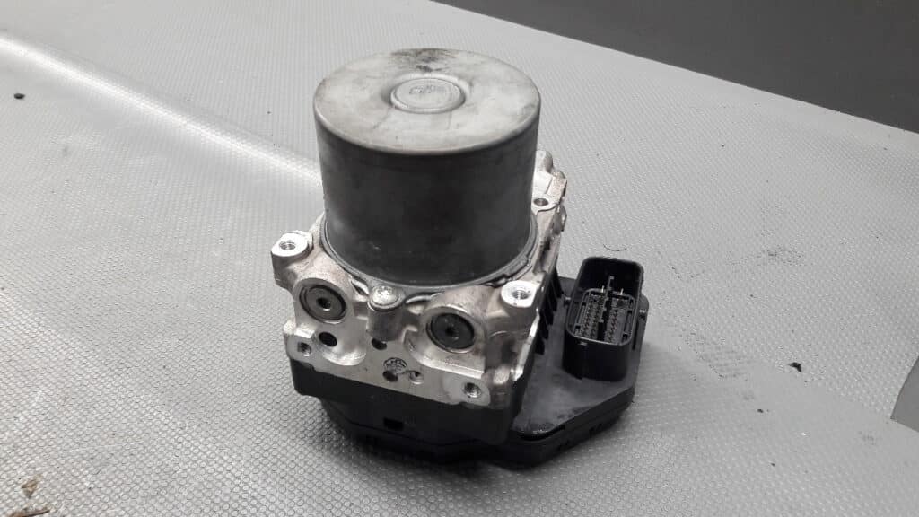 133800-4560 Pompa abs Toyota Rav4 2.2 d4d