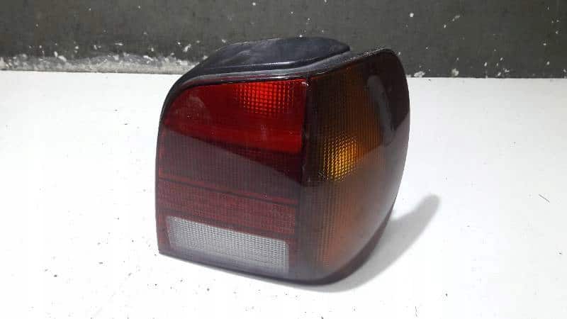 6N0945096B Lampa prawy tyl VWPOLO III 6N