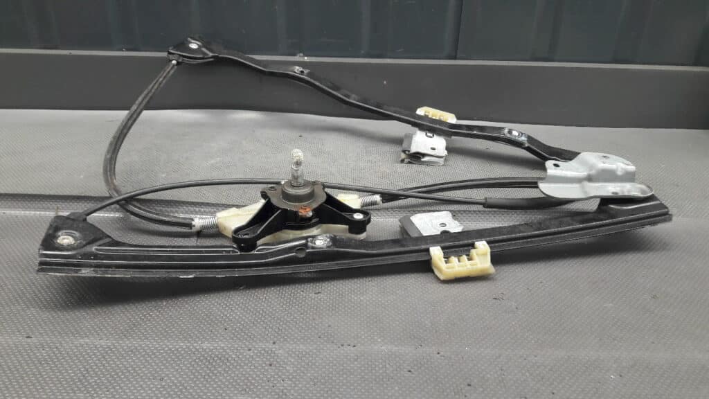 mechanizm szyby prawy przod Ford Focus MK6