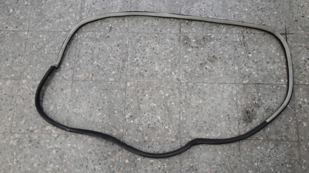 uszczelka drzwi prawy przód Citroen C4 Grand Picasso