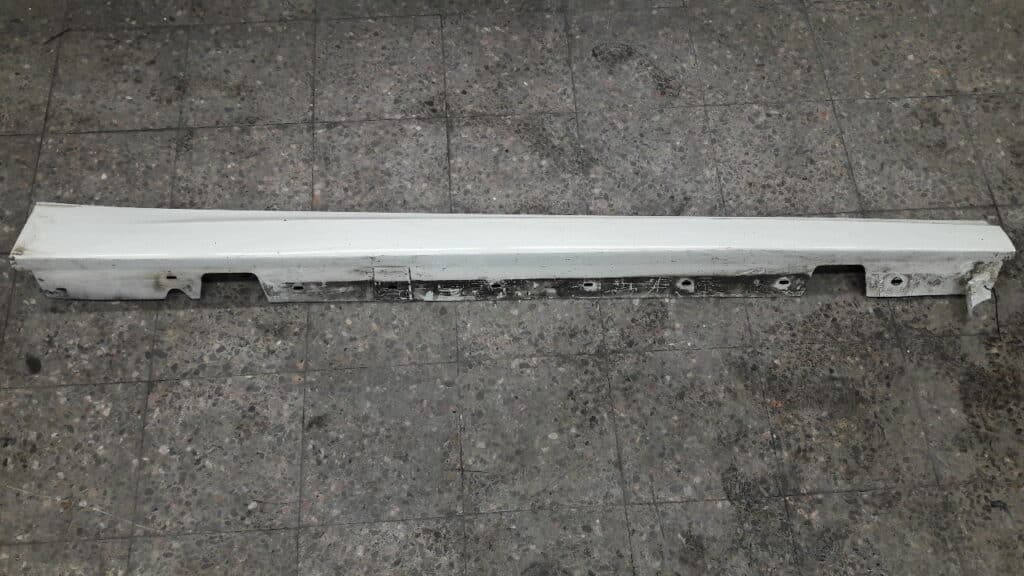 7202652 listwa progowa prawa BMW E90 E91