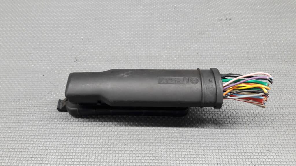 7780555 Wtyczka sterownika  Fiat 500 0,9