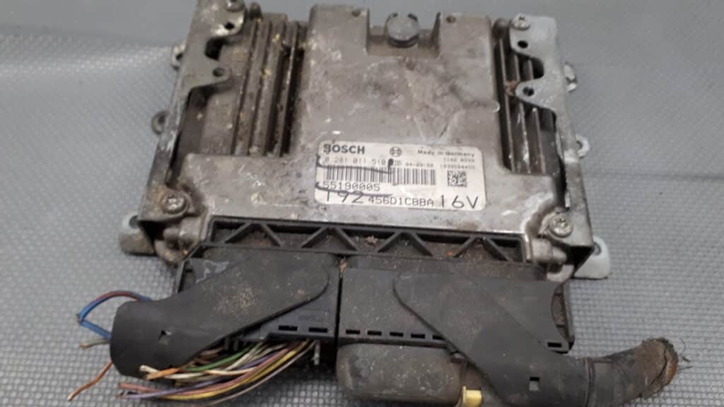 0281011510 Sterownik silnika FIAT STILO 1,9 JTD