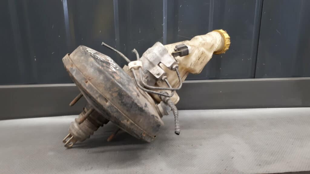 4S612B195KA serwo Ford Fiesta MK5+ pompa