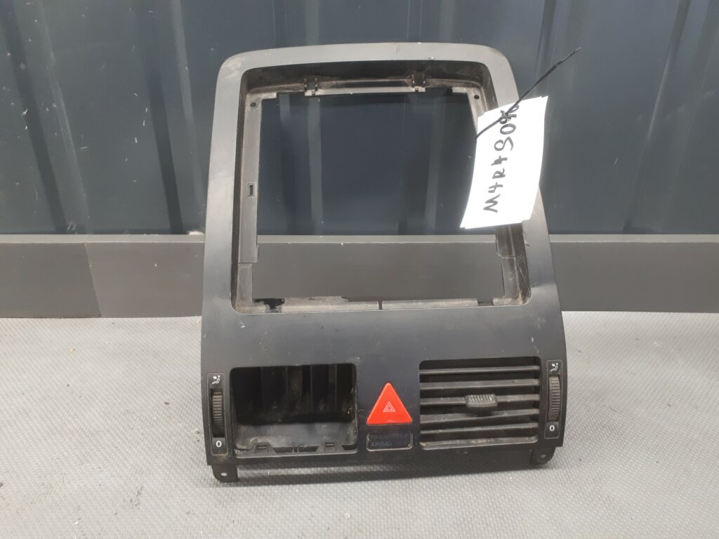 251030347 kratka nawiewu vw touran 1t