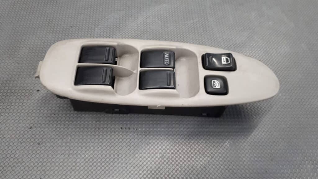80961BU400 przełącznik szyb lewy przód Nissan Almera Tino