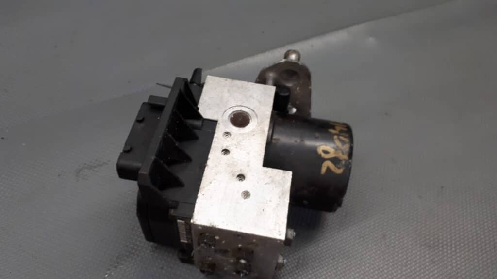 0265217401 Pompa abs Mercedes W202 2.2