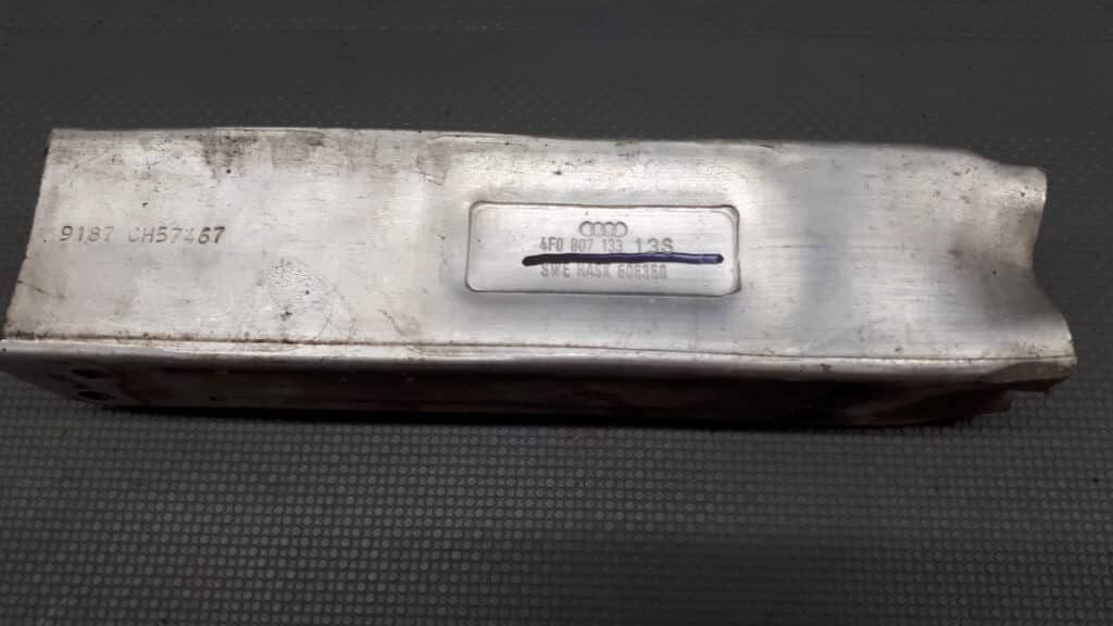 4F0807133 Strefa zgniotu lewy przód AUDI A5 C6