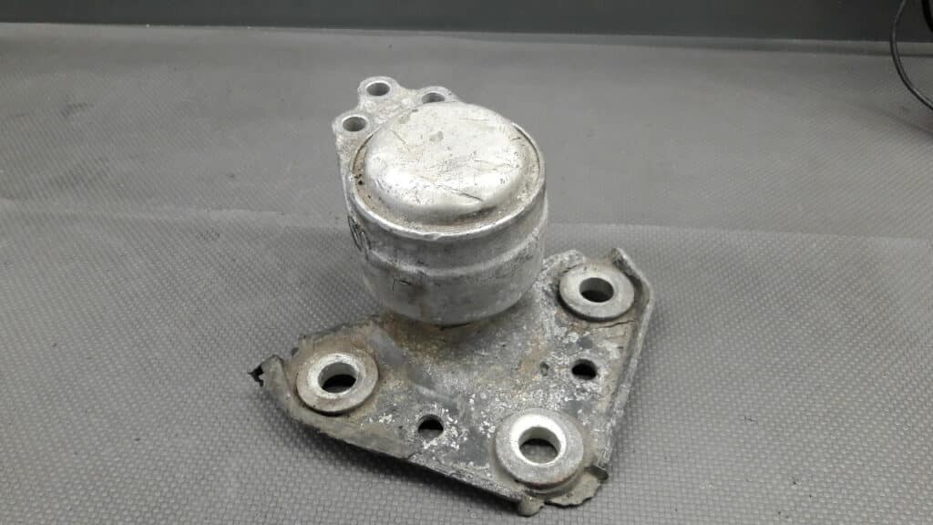 2S61-6F012-FA Poduszka silnika Ford Fusion 03r