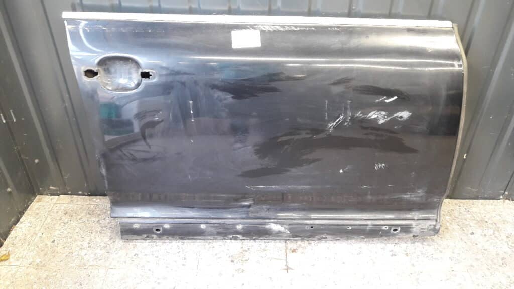 drzwi prawy przód VW Touareg czarne 02-06r
