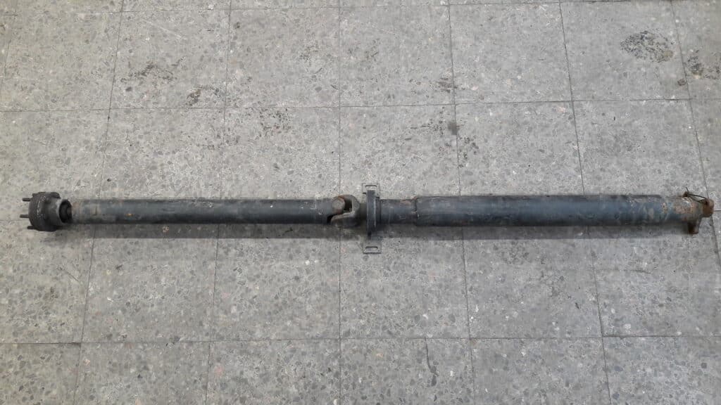 1229271 Wał napędowy BMW E39 2,5 Automat kombi 158CM