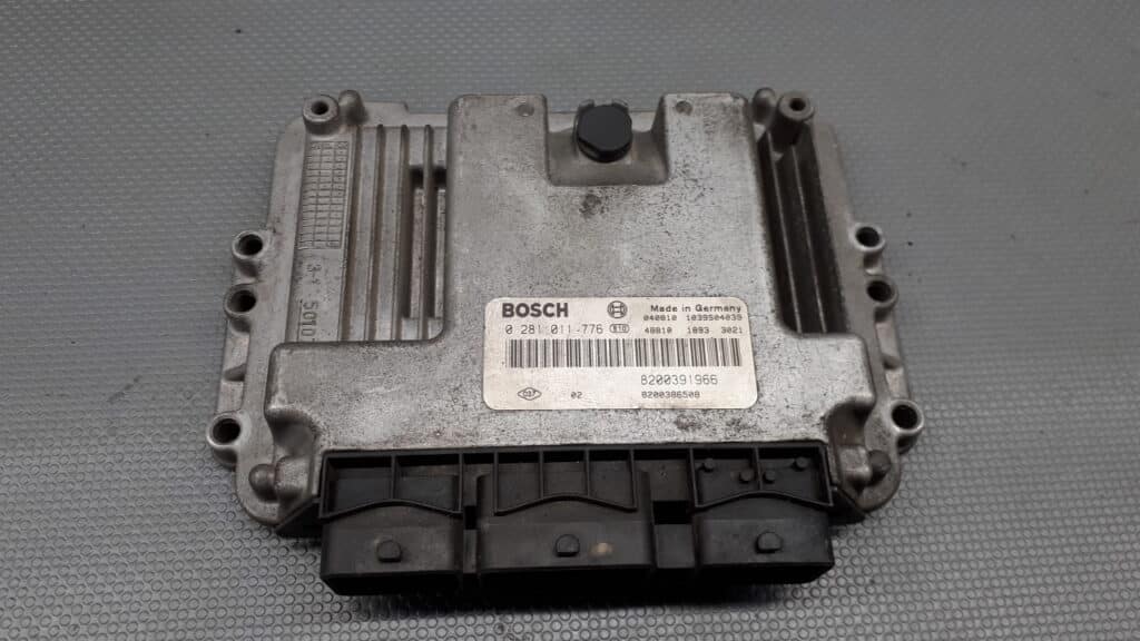 8200391966 komputer Renault Meane II 1.9 DCI 02r