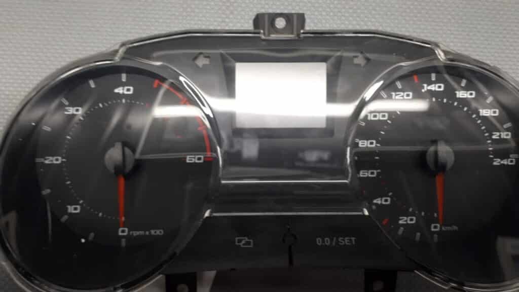 6j0920800l licznik zegar Seat Ibiza IV Diesel 2009