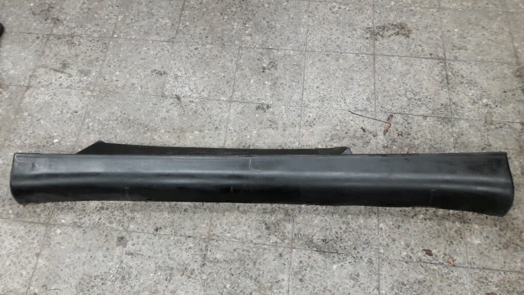 1127975 Listwa progowa lewa Alfa Romeo GTV Spider