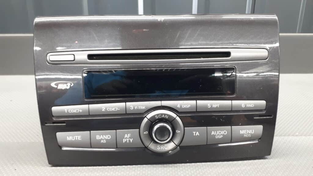 VP7FCF-18C939-AH radio CD Fiat Bravo II 11r