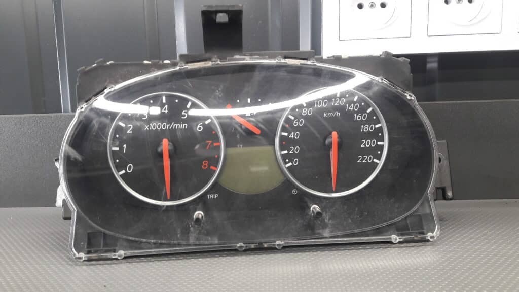 BC43E Licznik Nissan Micra K12 1.4 03r benzyna