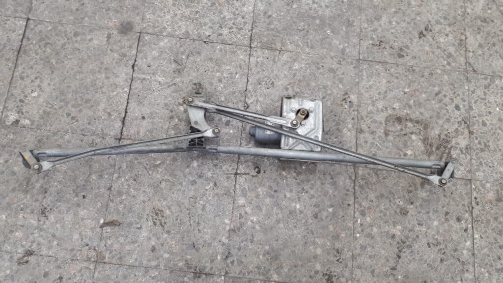 404389 mechanizm wycieraczek przód Smart Fortwo