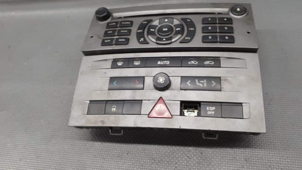96460251YW Panel klimatyzacji radio Peugeot 407