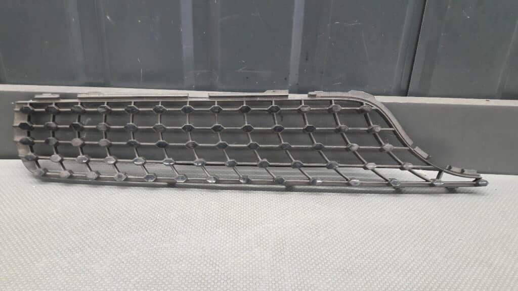 A2538880300 kratka atrapa MERCEDES W253 GLC
