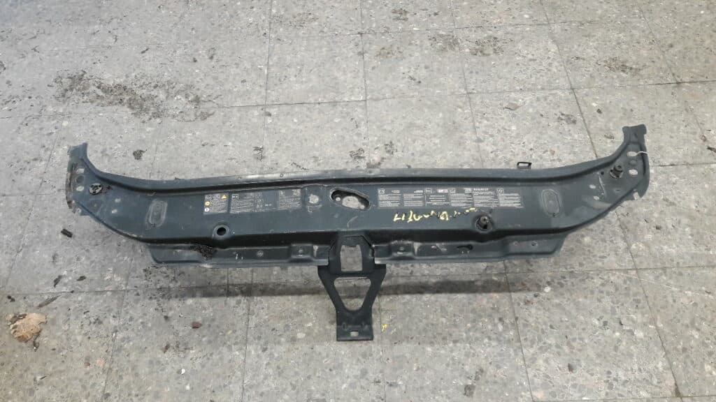 8200257241 Pas przedni Renault Laguna II Lift