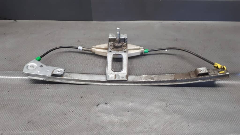 Mechanizm szyby lewy tył VW Golf III manualny