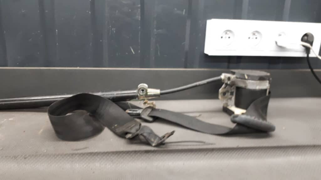 6K4857705A napinacz pasa prawy przod vw polo 6r
