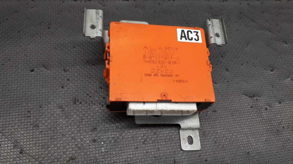8-97177817-2 Sterownik alarmu OPEL FRONTERA  ISUZU 2.2 DTI