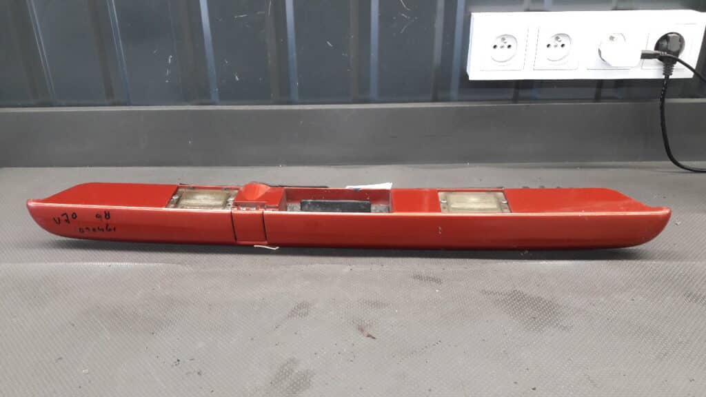 9152287 Blenda klapy tył Volvo V70
