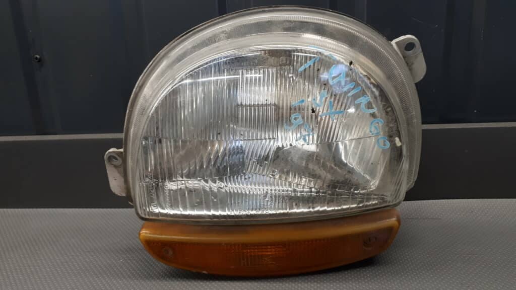 7700820019 reflektor lewy Renault Twingo I CARELLO 97r