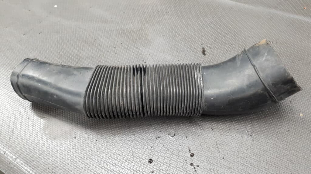 6J0129618 dolot powietrza seat ibiza IV
