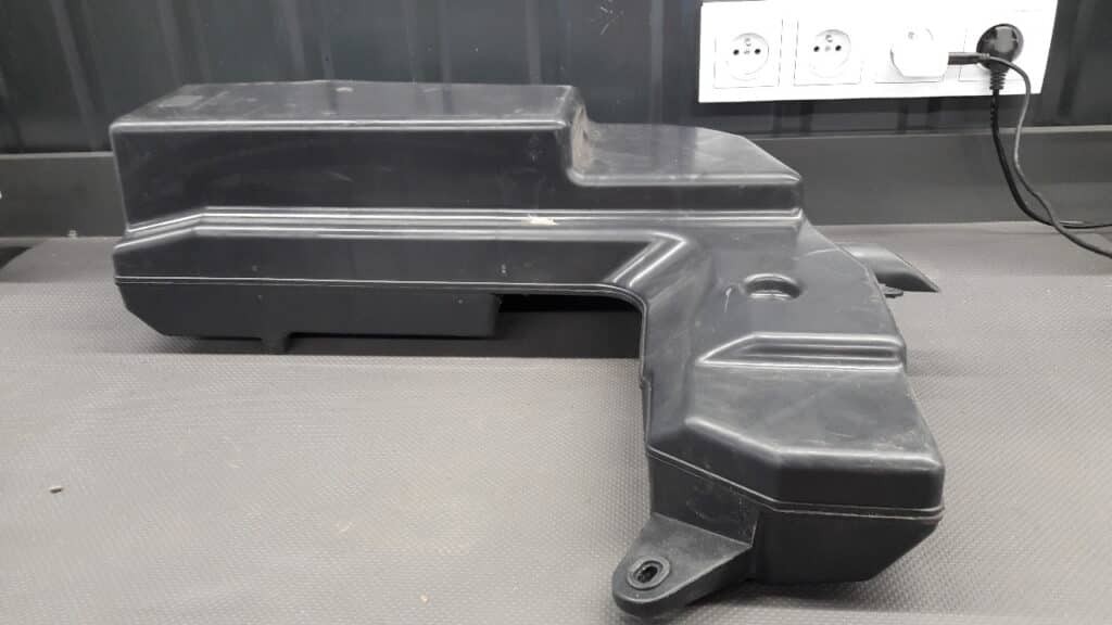2752510370 Subwoofer Głośnik Audi A4 B6 02-06r